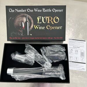 Euro wine opener